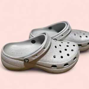 Women's Crocs Classic Platform Silver Glitter Clog 10